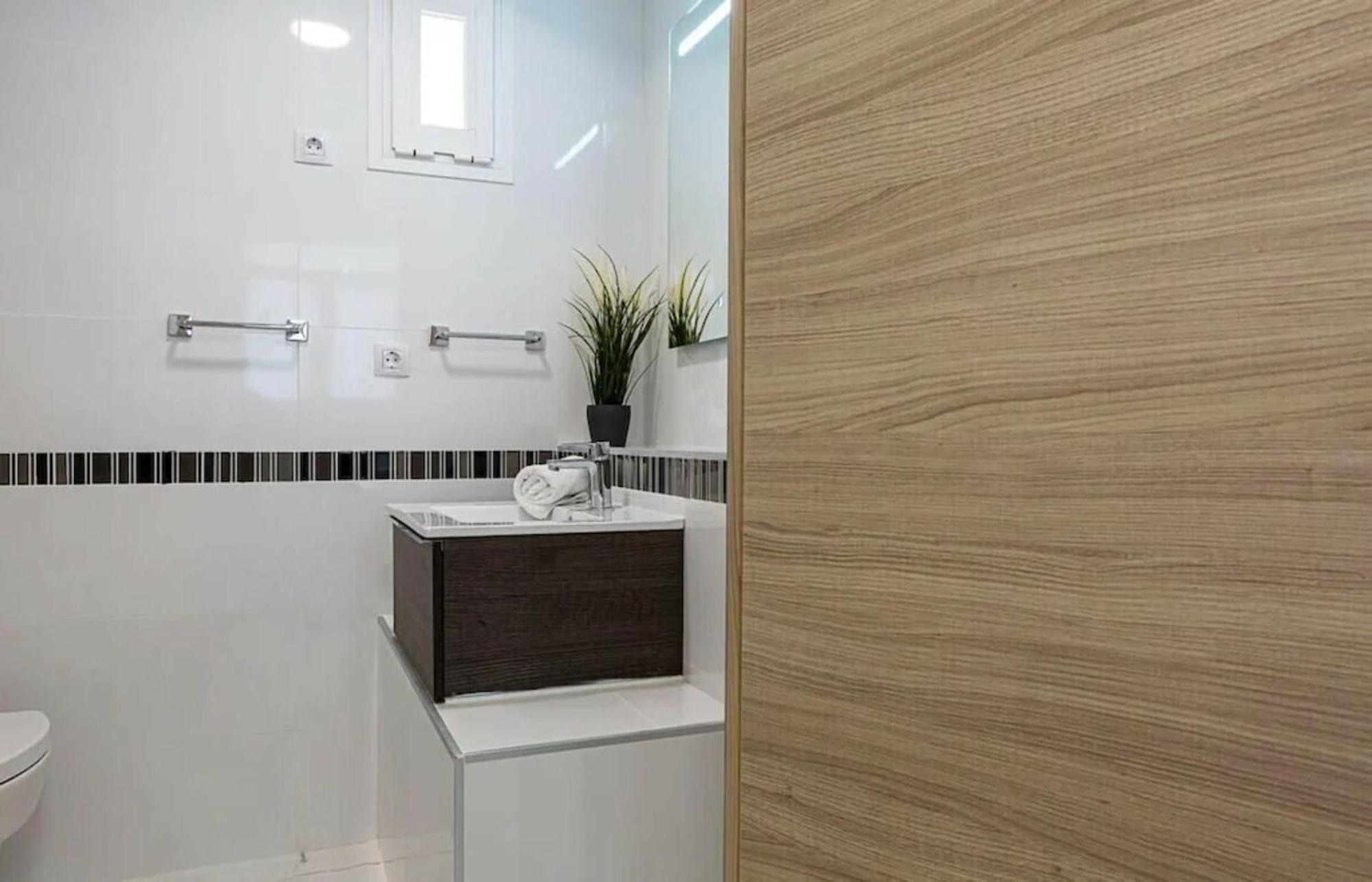 2bedroom Duplex In Hortaleza Near Metro Appartement Madrid